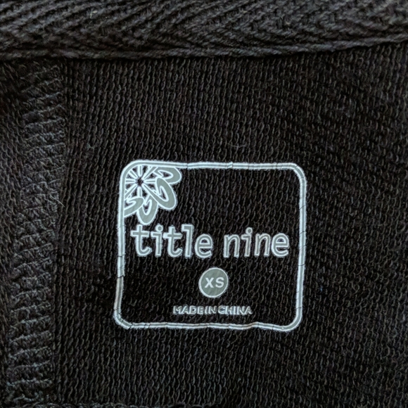 Title nine sweat coat - Picture 2 of 7